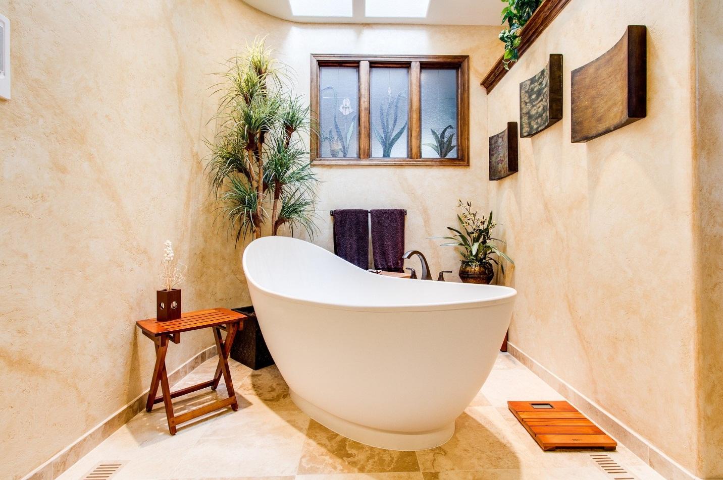 How to Shop for a Freestanding Bathtub