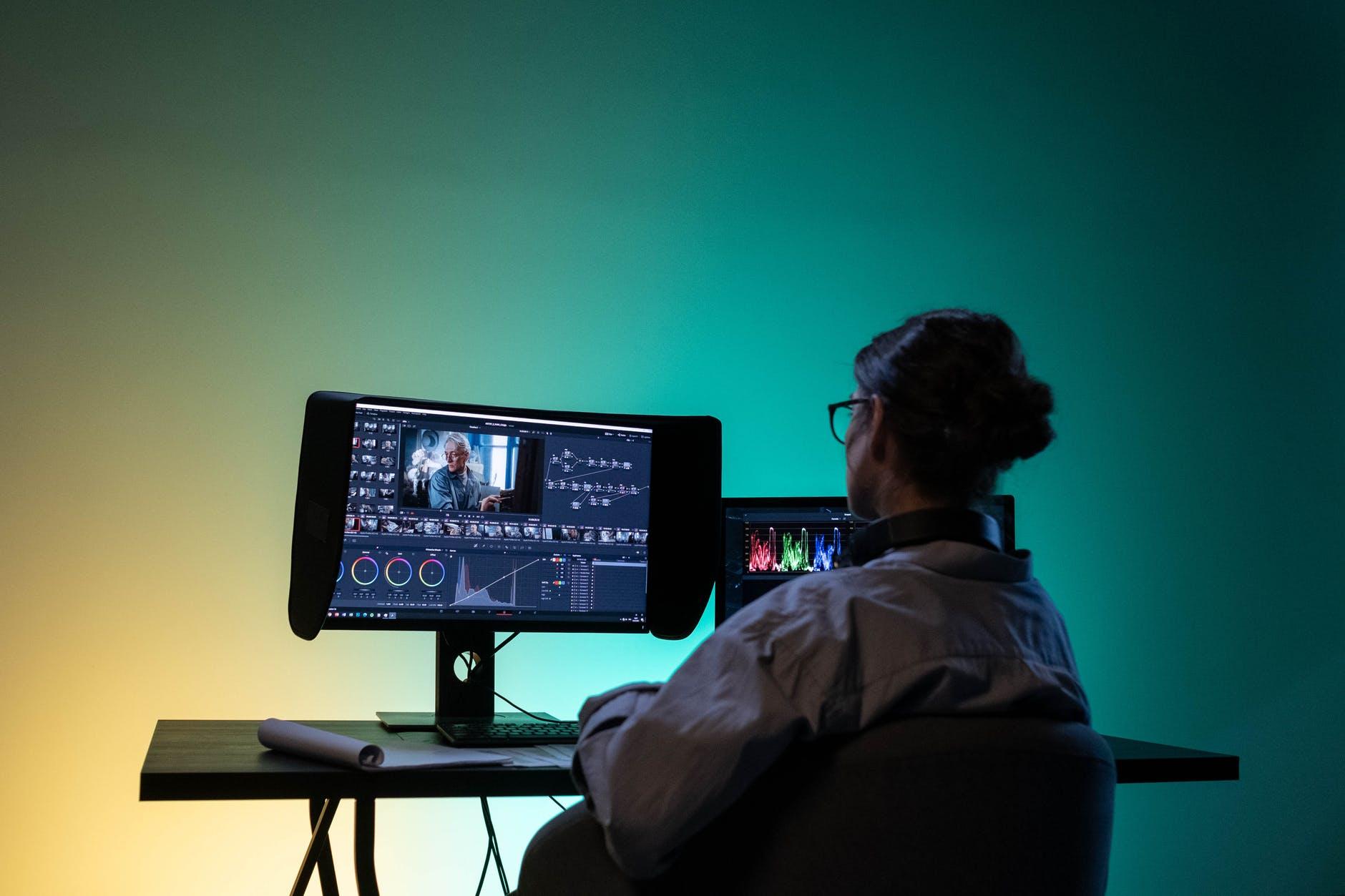 5 Factors To Determine Video Editing Cost in a Professional Way