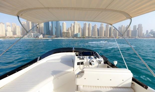 Dubai Yacht Charter: Luxury Yacht Charter Dubai