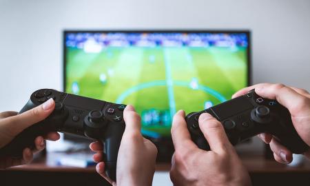A Few Amazing Ways To Earn Money for Professional Video Gamer