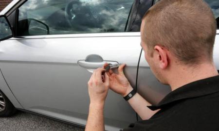 Professional Car Unlock Technicians - Reliable & Trustworthy